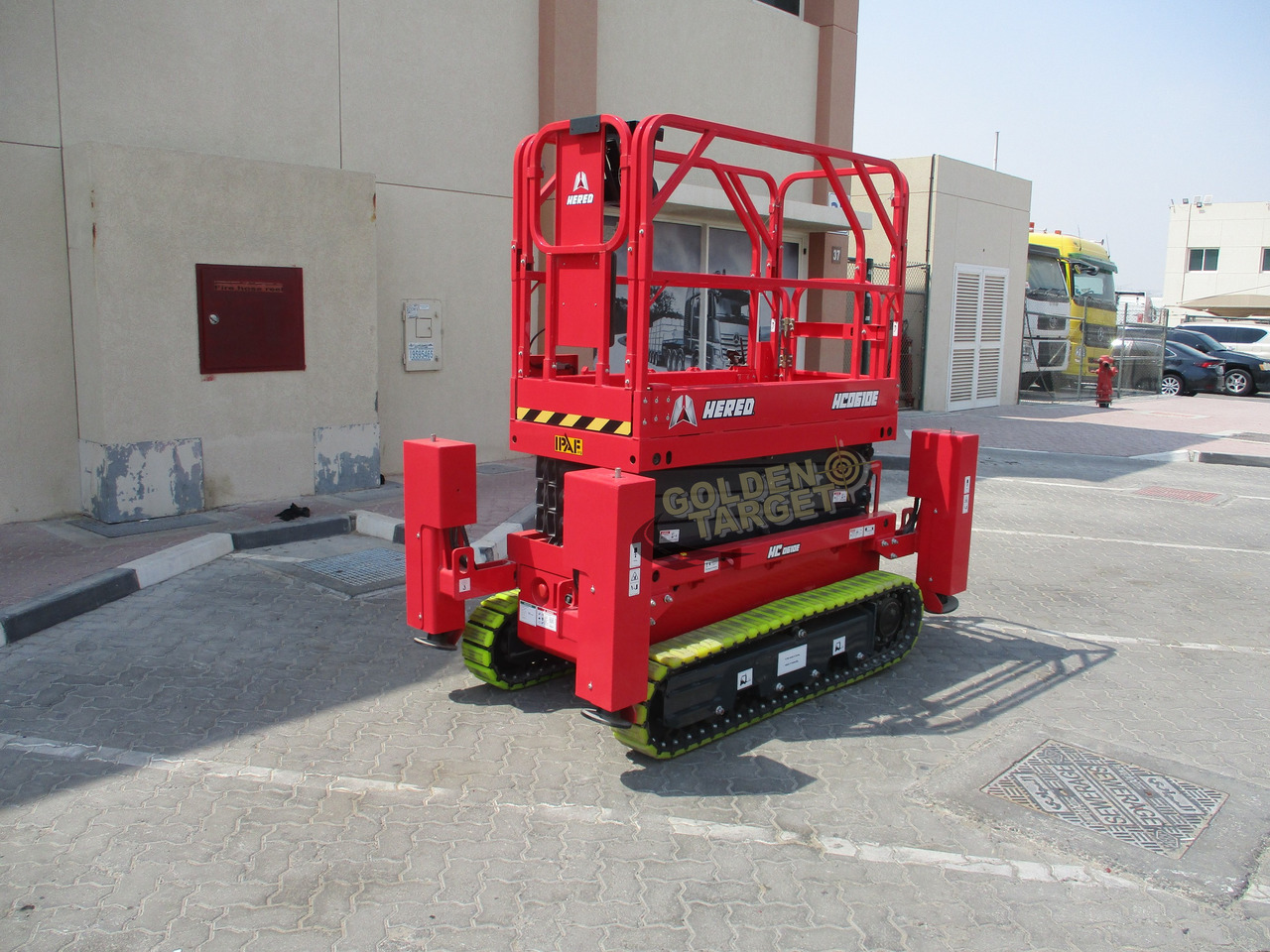 Hered HC0610E Electric Crawler Scissor Lift - Scissor lifts: gambar 2 Hered HC0610E Electric Crawler Scissor Lift - Scissor lifts: gambar 2