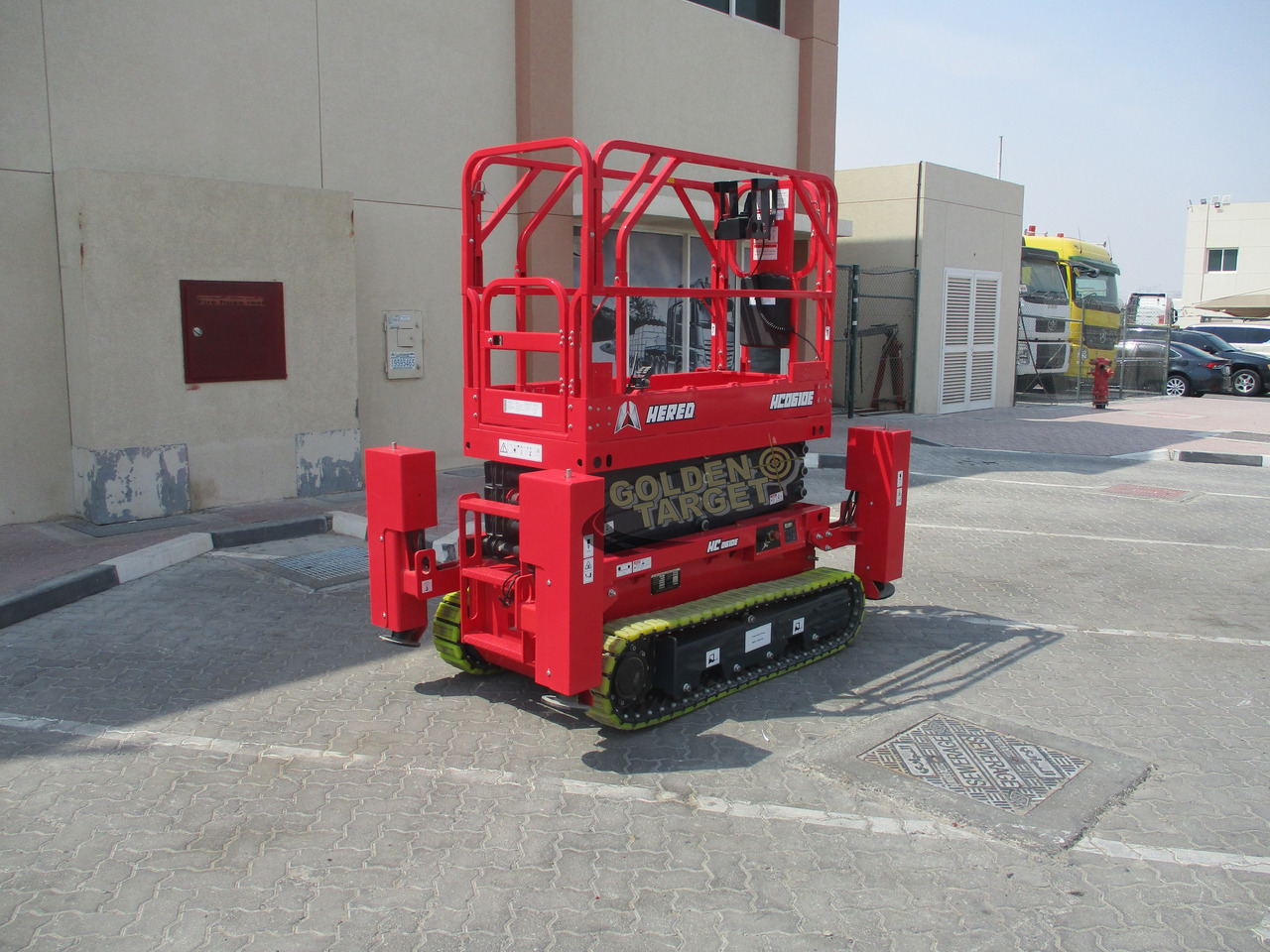 Hered HC0610E Electric Crawler Scissor Lift - Scissor lifts: gambar 3 Hered HC0610E Electric Crawler Scissor Lift - Scissor lifts: gambar 3