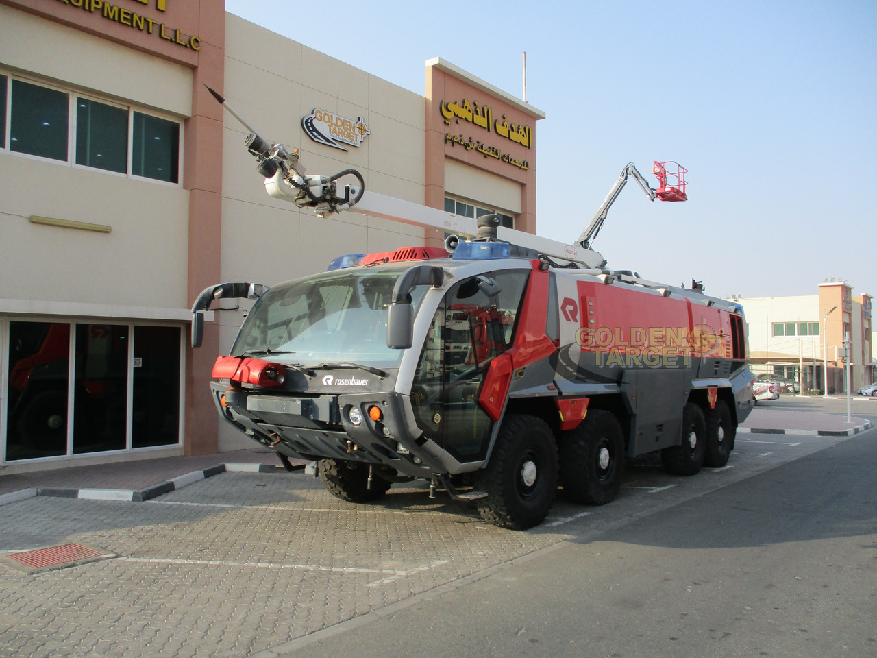 MAN FLF PANTHER 8x8 Airport Fire Truck - Truk pemadam kebakaran: gambar 2 MAN FLF PANTHER 8x8 Airport Fire Truck - Truk pemadam kebakaran: gambar 2