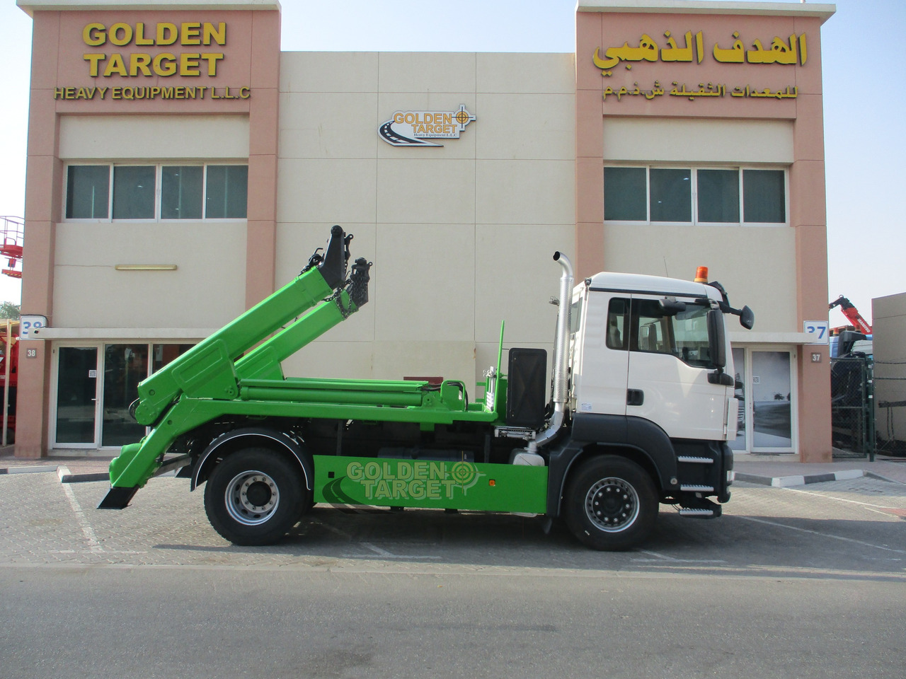 MAN TGS 18.440 4x2 Skip Loader - Truk skip loader: gambar 5 MAN TGS 18.440 4x2 Skip Loader - Truk skip loader: gambar 5
