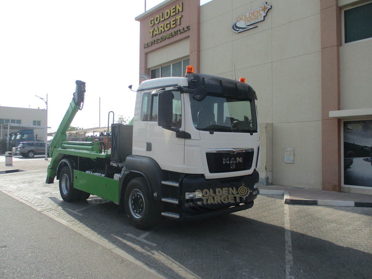MAN TGS 18.440 4x2 Skip Loader - Truk skip loader: gambar 1 MAN TGS 18.440 4x2 Skip Loader - Truk skip loader: gambar 1