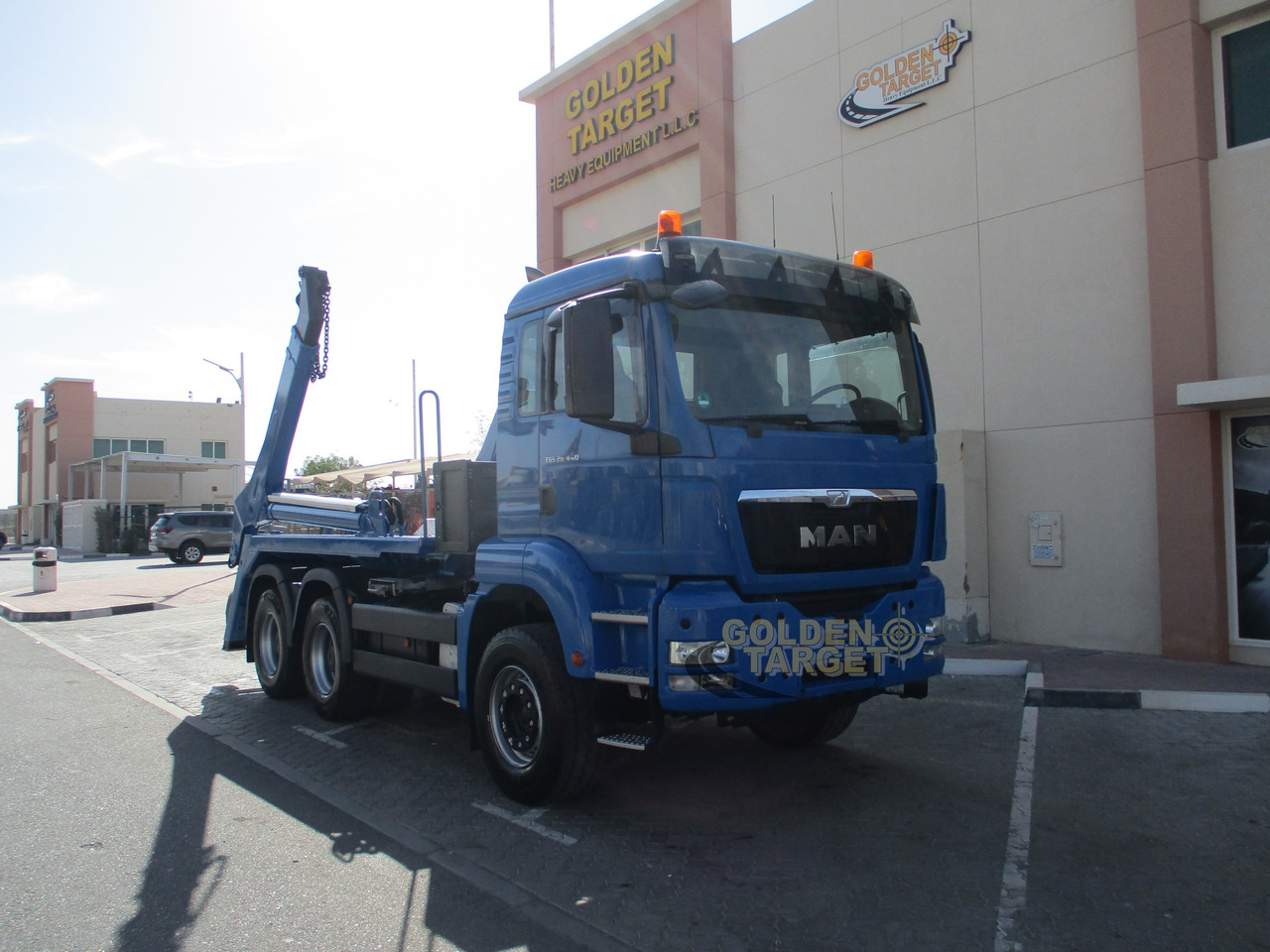 MAN TGS 26.440 6x4 Skip Loader - Truk skip loader: gambar 1 MAN TGS 26.440 6x4 Skip Loader - Truk skip loader: gambar 1
