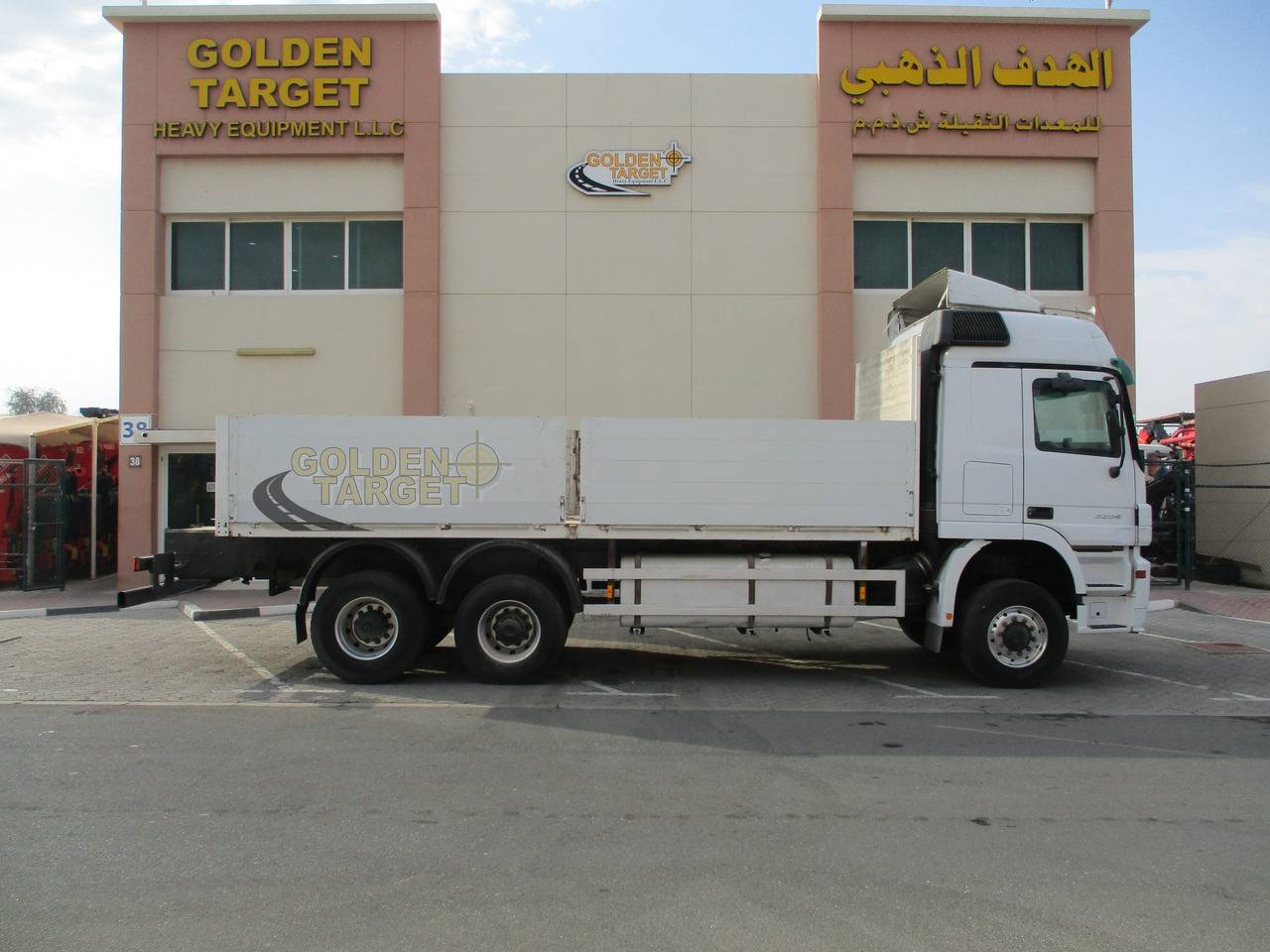 MERCEDES-BENZ ACTROS 3354 6x6 Chassis Truck - Truk sasis: gambar 5 MERCEDES-BENZ ACTROS 3354 6x6 Chassis Truck - Truk sasis: gambar 5