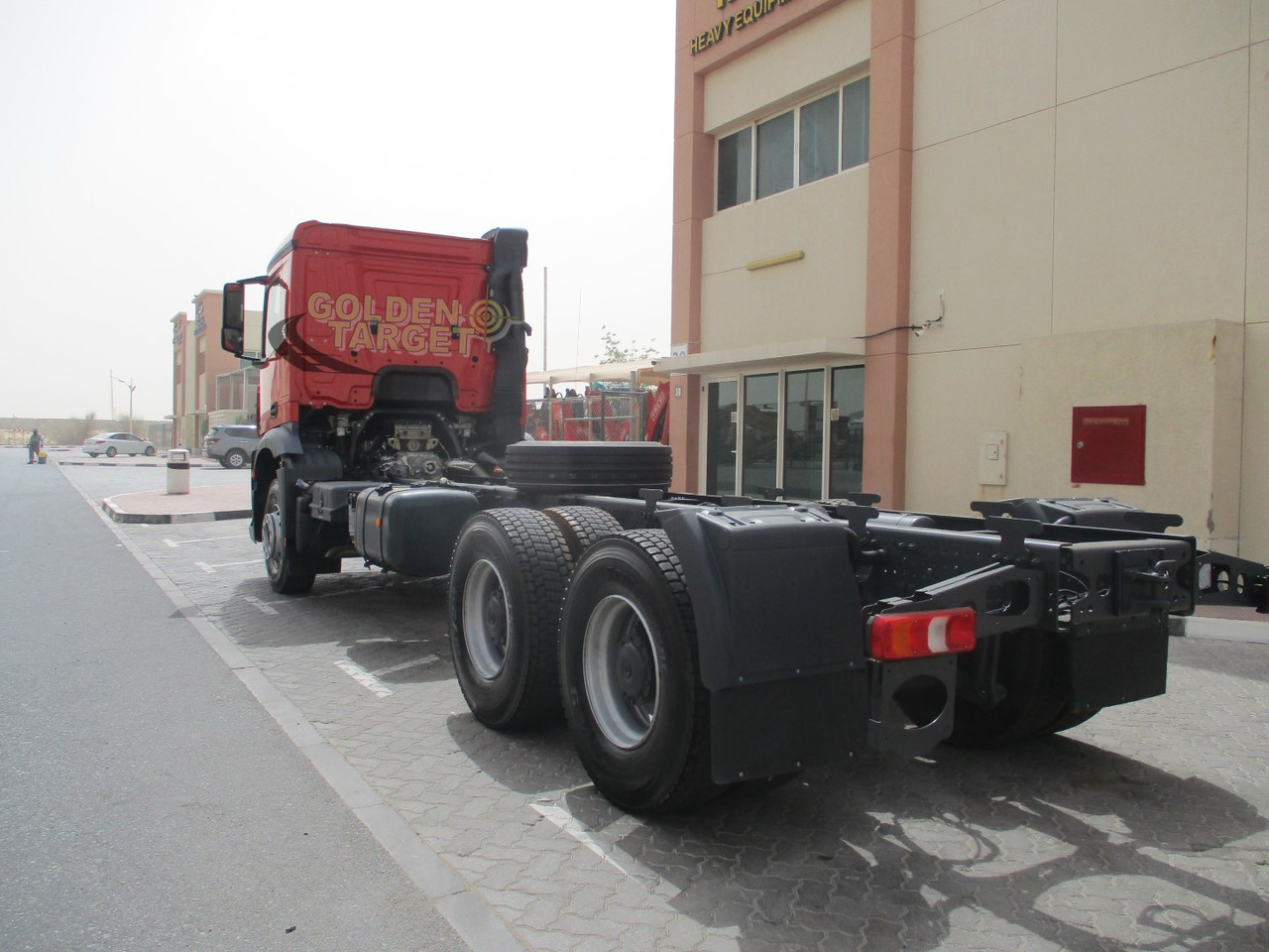 MERCEDES-BENZ Arocs 3348 6x4 Chassis - Truk sasis: gambar 4 MERCEDES-BENZ Arocs 3348 6x4 Chassis - Truk sasis: gambar 4