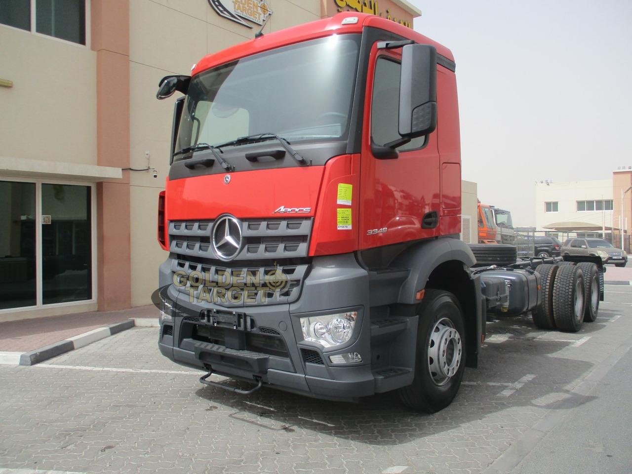 MERCEDES-BENZ Arocs 3348 6x4 Chassis - Truk sasis: gambar 2 MERCEDES-BENZ Arocs 3348 6x4 Chassis - Truk sasis: gambar 2
