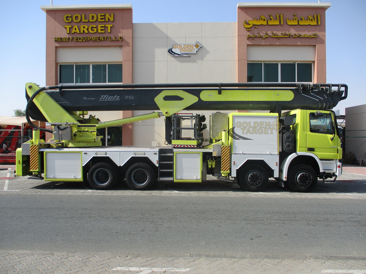Mercedes ACTROS 4140 8x4 METZ P56 Fire Truck - Truk pemadam kebakaran: gambar 2 Mercedes ACTROS 4140 8x4 METZ P56 Fire Truck - Truk pemadam kebakaran: gambar 2
