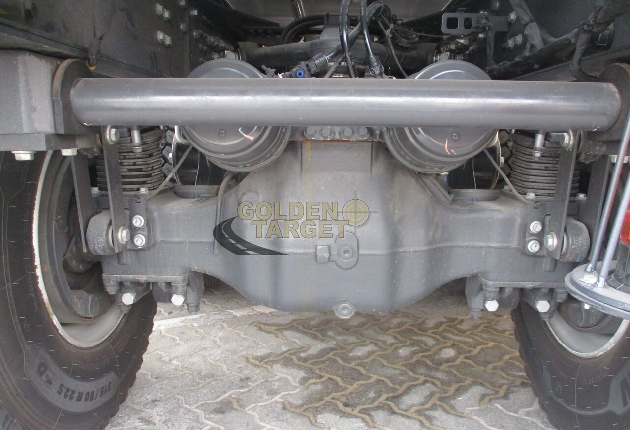 Renault K420 Concrete Mixer - Truk pengaduk beton: gambar 5 Renault K420 Concrete Mixer - Truk pengaduk beton: gambar 5