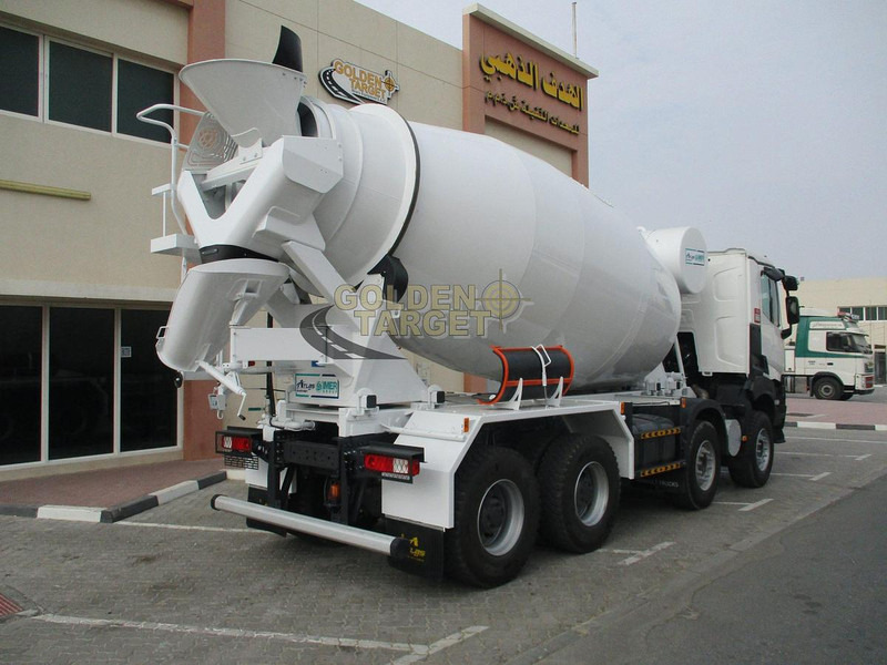 Renault K420 - Truk pengaduk beton: gambar 3 Renault K420 - Truk pengaduk beton: gambar 3