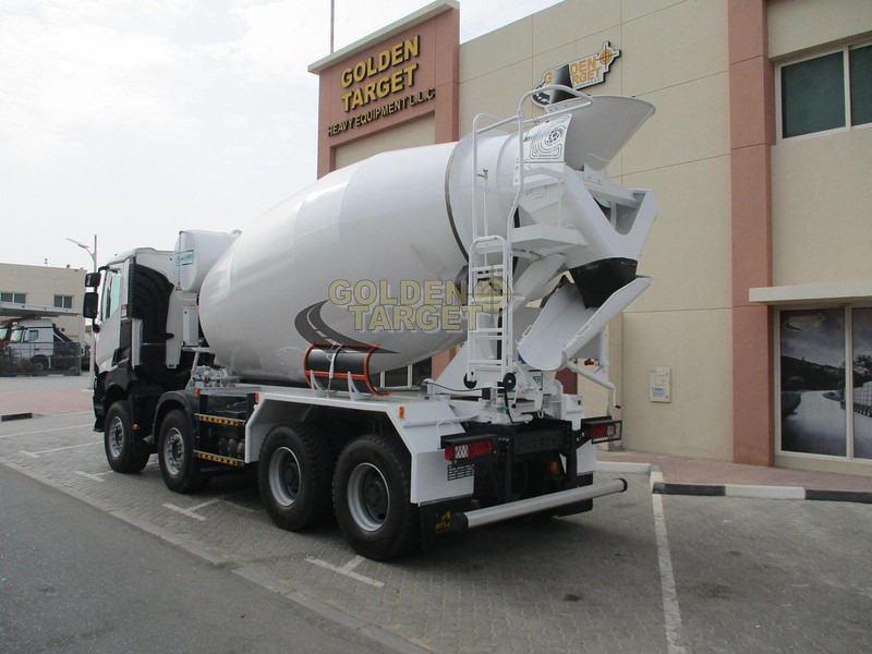 Renault K420 - Truk pengaduk beton: gambar 4 Renault K420 - Truk pengaduk beton: gambar 4