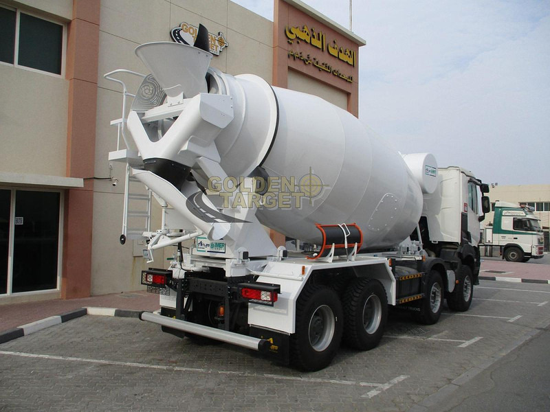 Renault K420 - Truk pengaduk beton: gambar 3 Renault K420 - Truk pengaduk beton: gambar 3