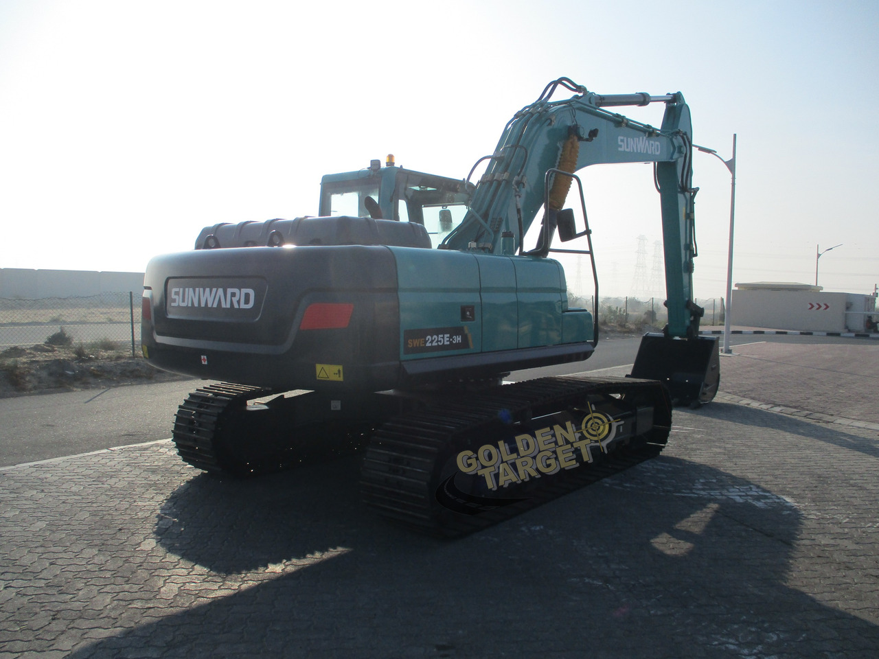 SUNWARD SWE225E-3H Hydraulic Excavator - Ekskavator perayap: gambar 3 SUNWARD SWE225E-3H Hydraulic Excavator - Ekskavator perayap: gambar 3