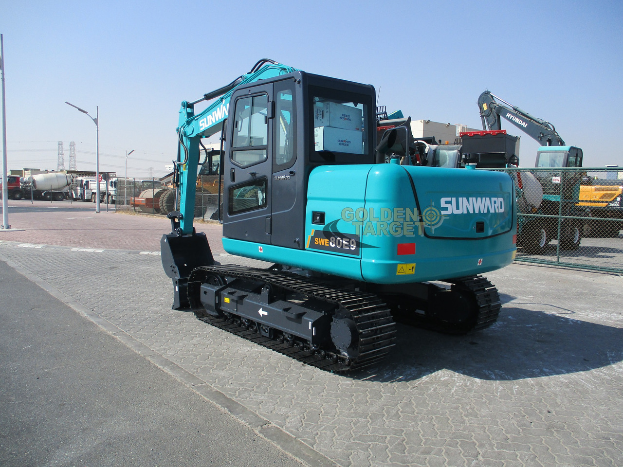 SUNWARD SWE80E9 Mini Hydraulic Excavator - Ekskavator mini: gambar 4 SUNWARD SWE80E9 Mini Hydraulic Excavator - Ekskavator mini: gambar 4