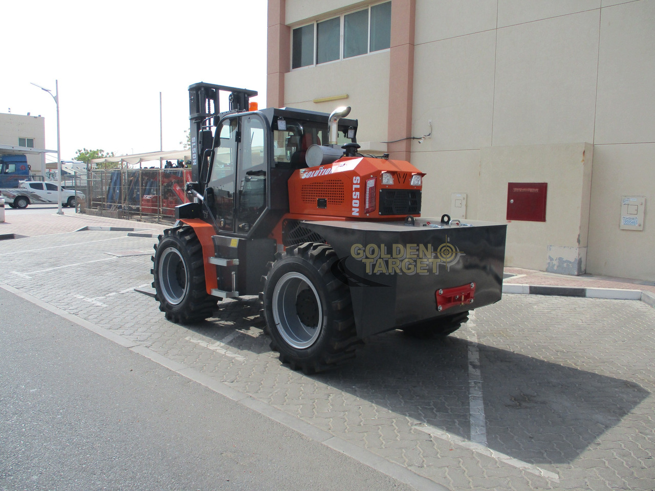 Solution SL50N Rough Terrain Forklift - Forklift diesel: gambar 4 Solution SL50N Rough Terrain Forklift - Forklift diesel: gambar 4