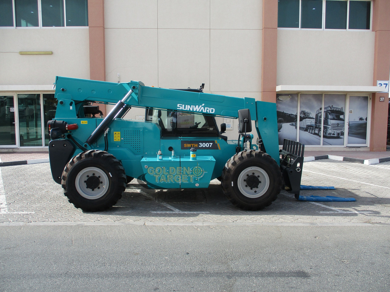 Sunward SWTH3007 4×4 Telehandler - Telehandler: gambar 5 Sunward SWTH3007 4×4 Telehandler - Telehandler: gambar 5