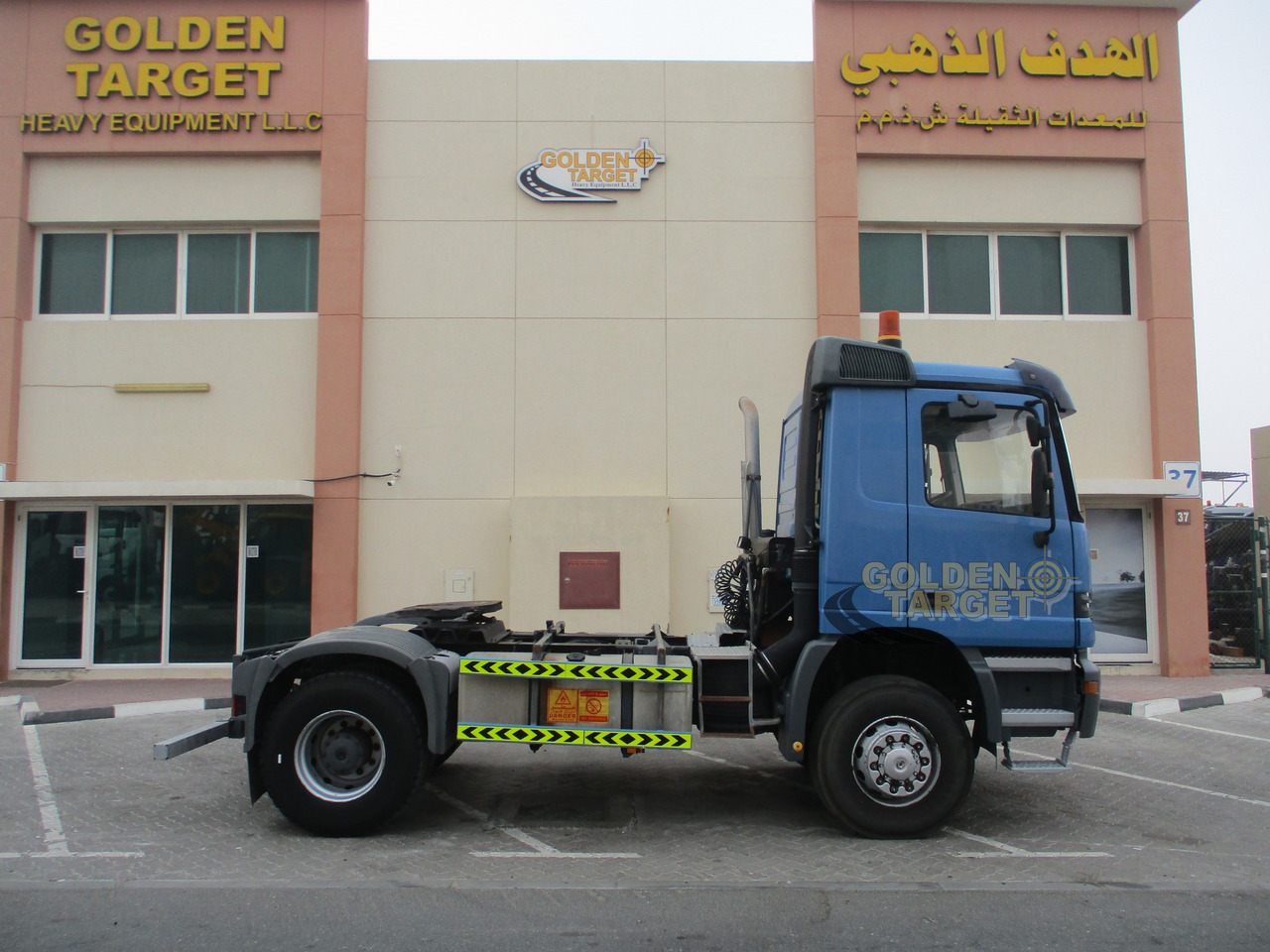 MERCEDES-BENZ Actros 1840 4x4 Head Truck - Tractor head: gambar 5 MERCEDES-BENZ Actros 1840 4x4 Head Truck - Tractor head: gambar 5