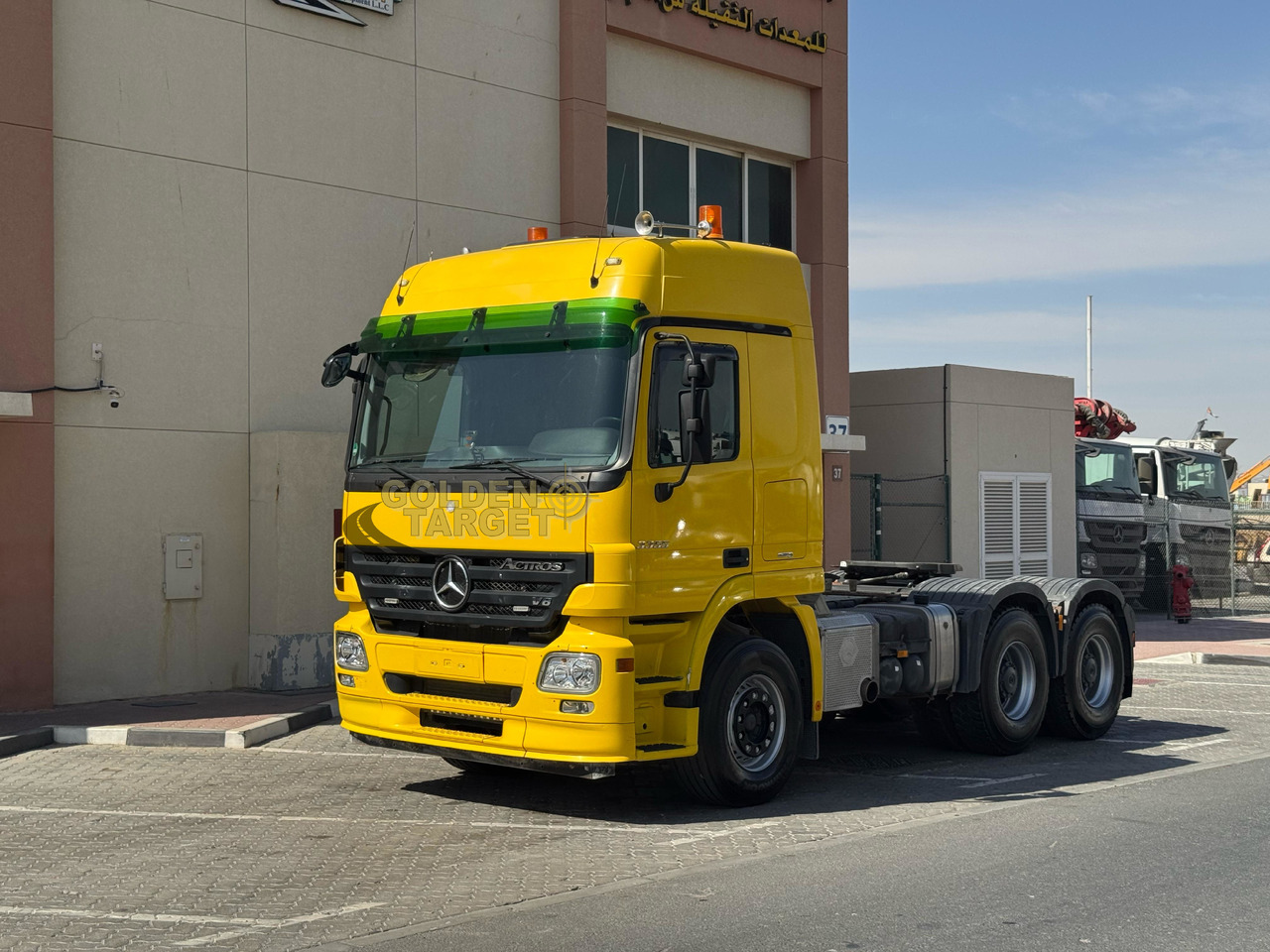 Mercedes Benz ACTROS 3355 6x4 Head Truck - Tractor head: gambar 2 Mercedes Benz ACTROS 3355 6x4 Head Truck - Tractor head: gambar 2