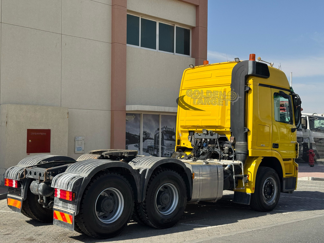 Mercedes Benz ACTROS 3355 6x4 Head Truck - Tractor head: gambar 3 Mercedes Benz ACTROS 3355 6x4 Head Truck - Tractor head: gambar 3