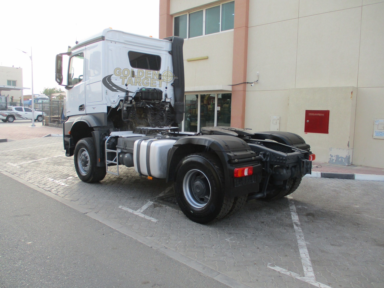 Mercedes-Benz Actros 2045 4x4 Head Truck - Tractor head: gambar 4 Mercedes-Benz Actros 2045 4x4 Head Truck - Tractor head: gambar 4