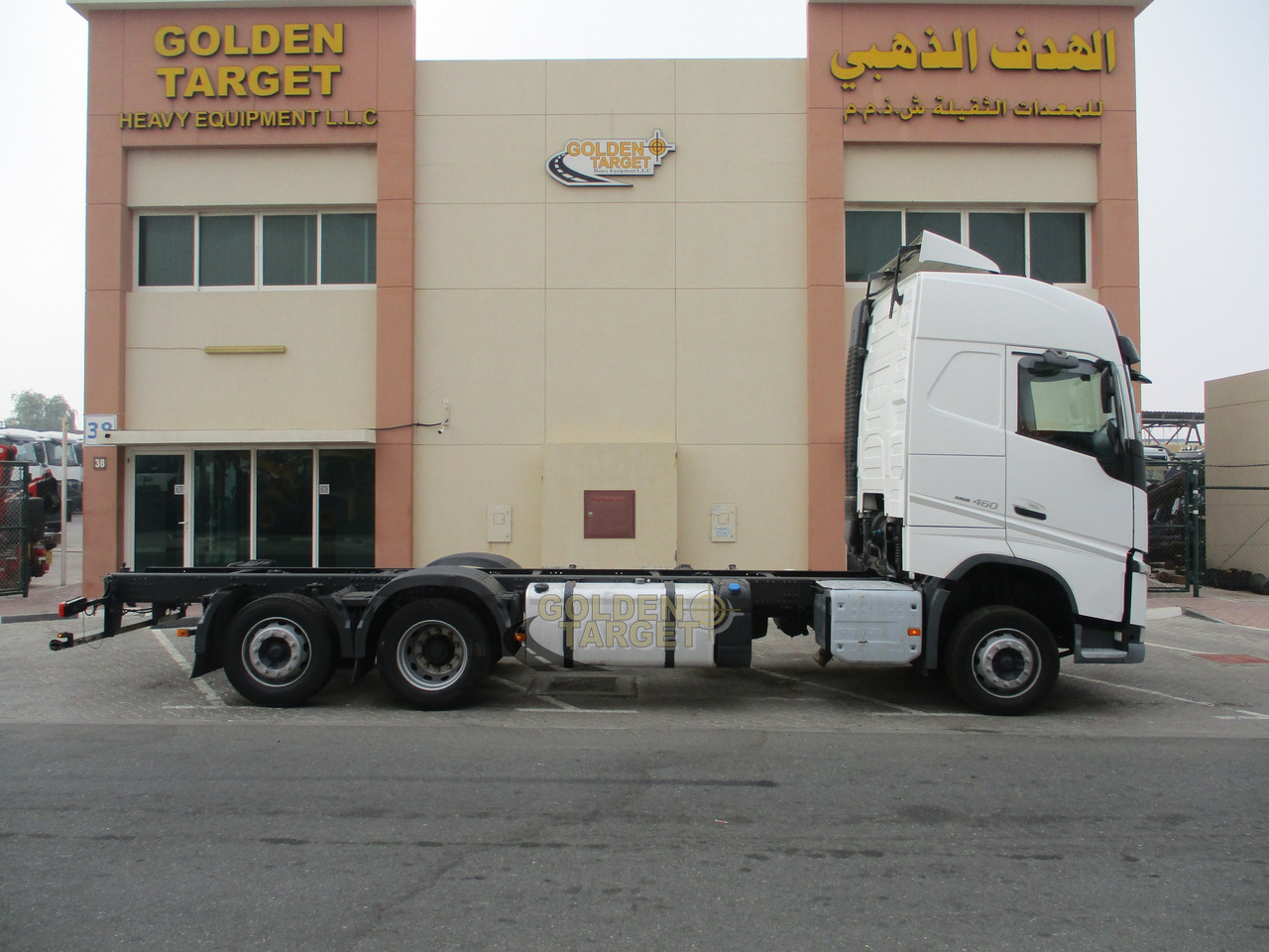 Volvo FH460 6×2 Chassis - Truk sasis: gambar 5 Volvo FH460 6×2 Chassis - Truk sasis: gambar 5