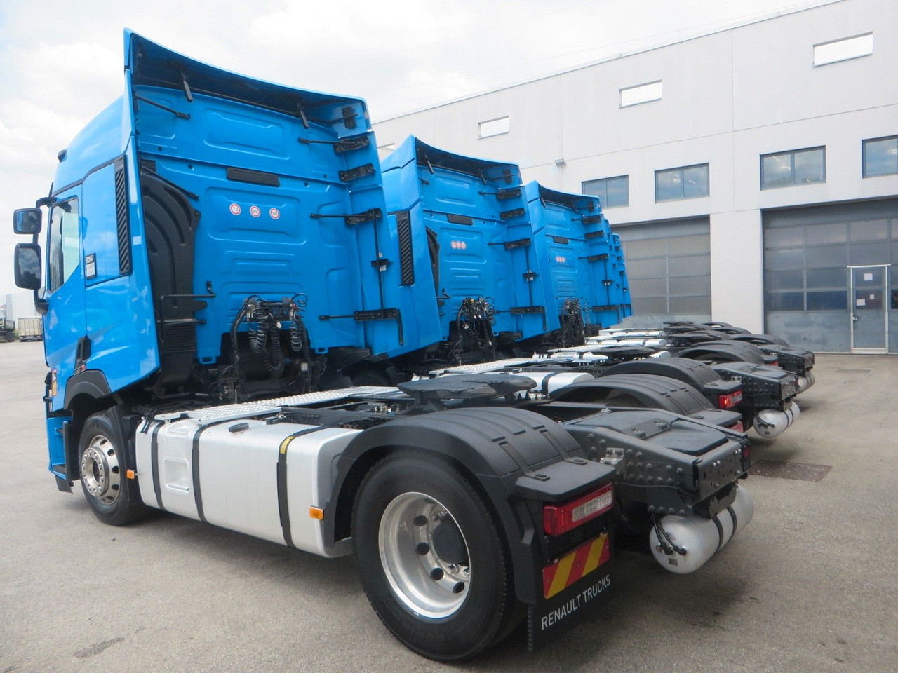 Renault T480 SC 4x2Tractor SELECTION - Tractor head: gambar 4 Renault T480 SC 4x2Tractor SELECTION - Tractor head: gambar 4