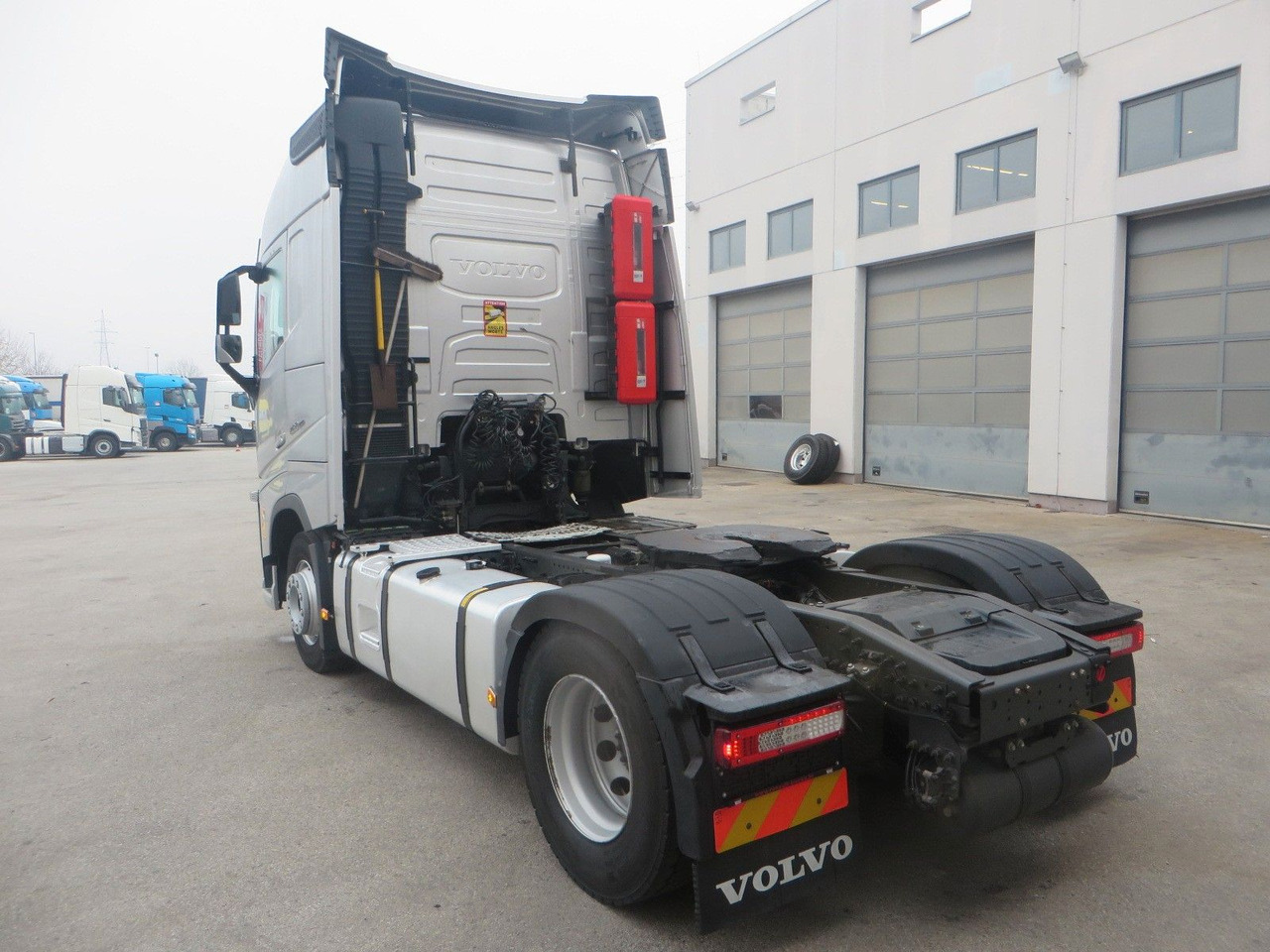 Volvo FH460 4x2Tractor - Tractor head: gambar 4 Volvo FH460 4x2Tractor - Tractor head: gambar 4