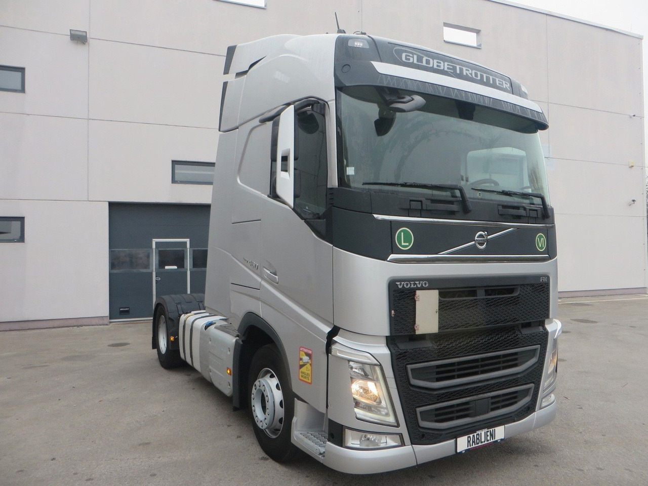 Volvo FH460 4x2Tractor - Tractor head: gambar 2 Volvo FH460 4x2Tractor - Tractor head: gambar 2