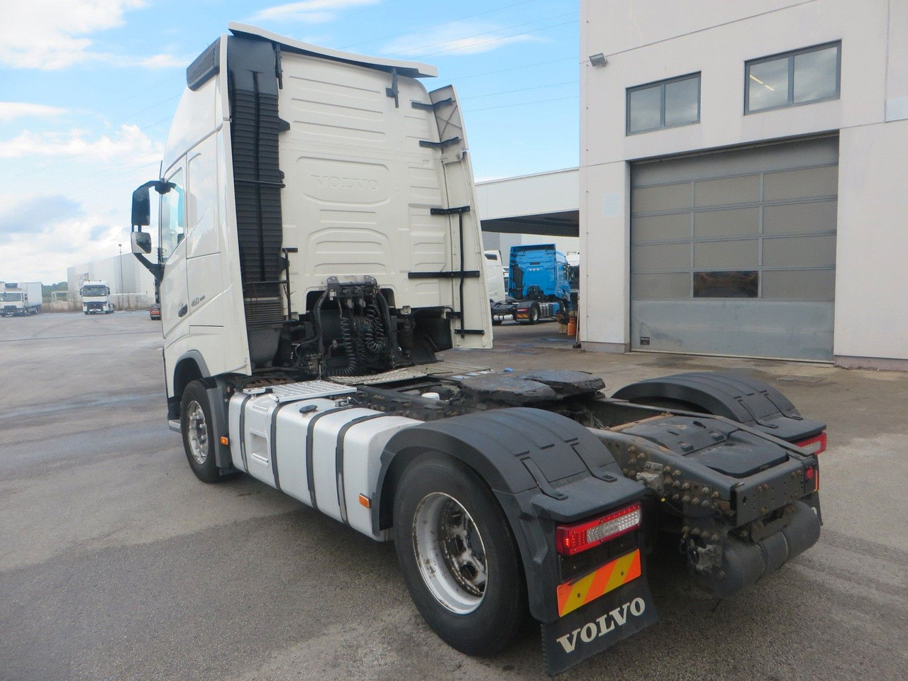 Volvo FH460 4x2Tractor XL - Tractor head: gambar 4 Volvo FH460 4x2Tractor XL - Tractor head: gambar 4