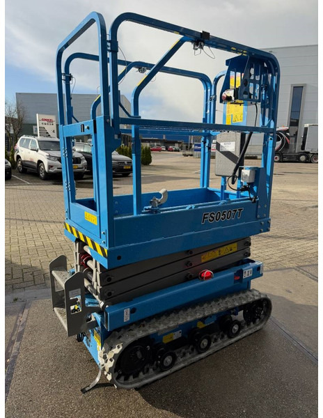 Fronteq FS0507T - Scissor lifts: gambar 4 Fronteq FS0507T - Scissor lifts: gambar 4