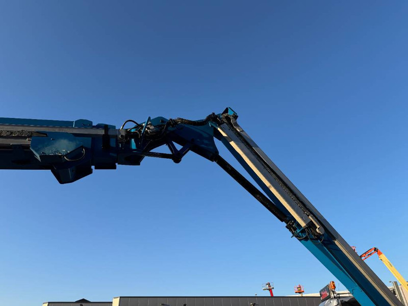 Boom teleskopik Genie SX 135 XC: gambar 16