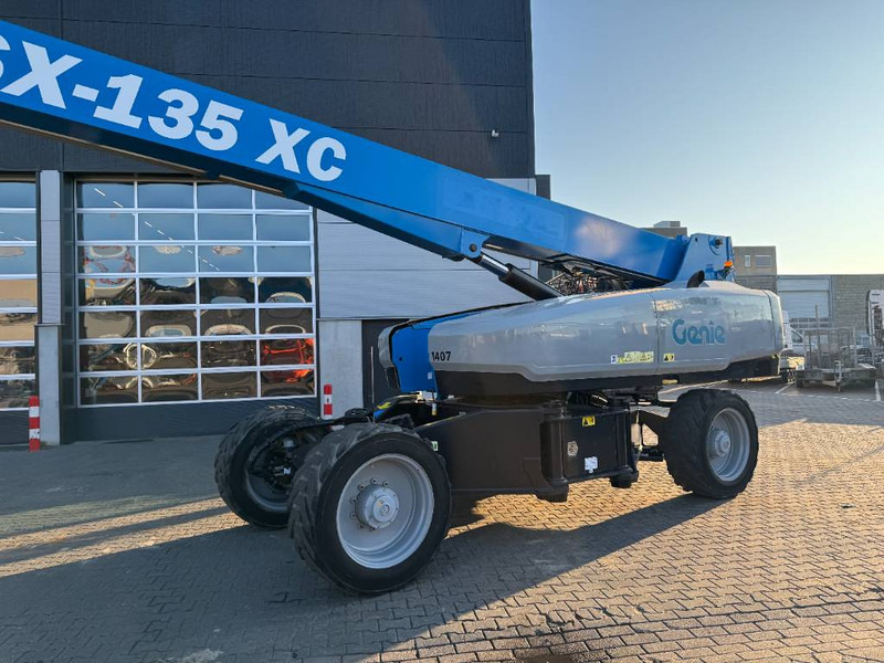 Genie SX 135 XC - Boom teleskopik: gambar 5 Genie SX 135 XC - Boom teleskopik: gambar 5