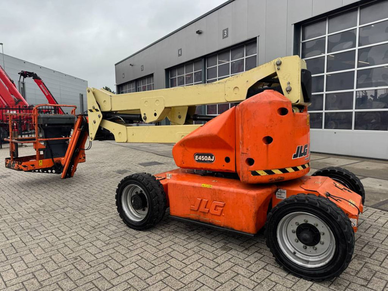 JLG E 450 AJ - Boom artikulasi: gambar 1 JLG E 450 AJ - Boom artikulasi: gambar 1