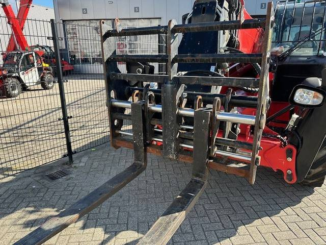 Manitou MT 1440 - Telehandler: gambar 4 Manitou MT 1440 - Telehandler: gambar 4