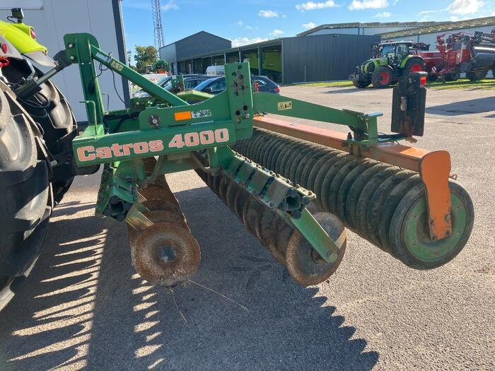 Amazone Catros 4000 Starr - Garu: gambar 1 Amazone Catros 4000 Starr - Garu: gambar 1