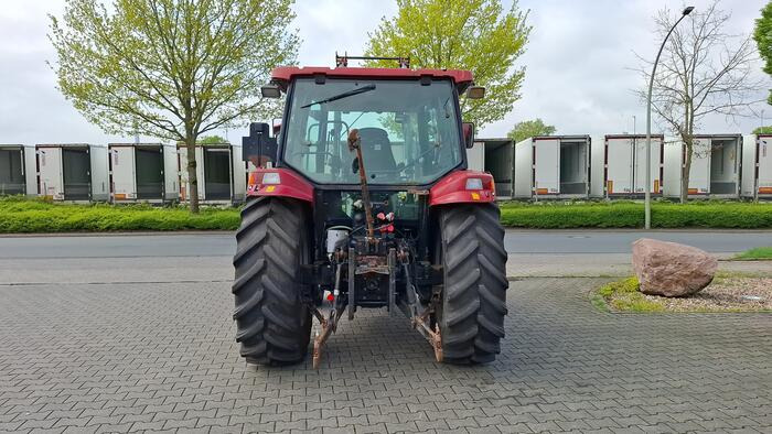 Case IH 1090 - Traktor: gambar 4 Case IH 1090 - Traktor: gambar 4