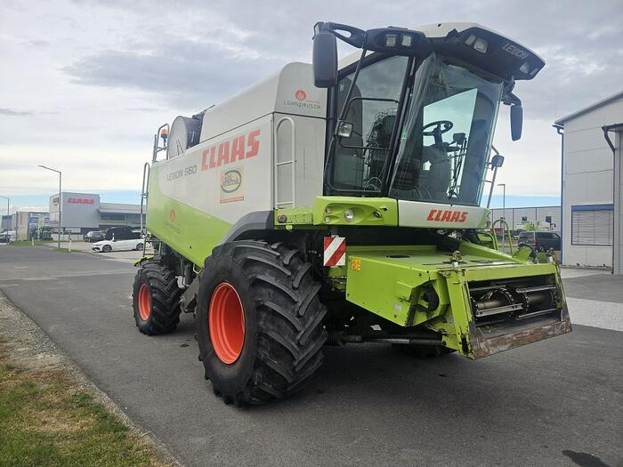 Claas Lexion 560 - Pemanen gabungan: gambar 3 Claas Lexion 560 - Pemanen gabungan: gambar 3