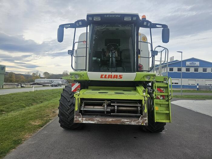 Claas Lexion 560 - Pemanen gabungan: gambar 2 Claas Lexion 560 - Pemanen gabungan: gambar 2