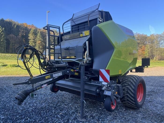 Claas Variant 585 RC - Baler bulat: gambar 1 Claas Variant 585 RC - Baler bulat: gambar 1