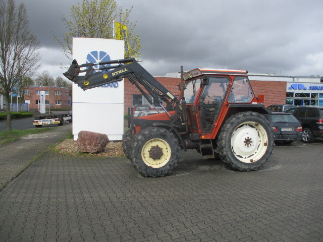 Fiat 70-88 DT mit Frontlader - Traktor: gambar 2 Fiat 70-88 DT mit Frontlader - Traktor: gambar 2