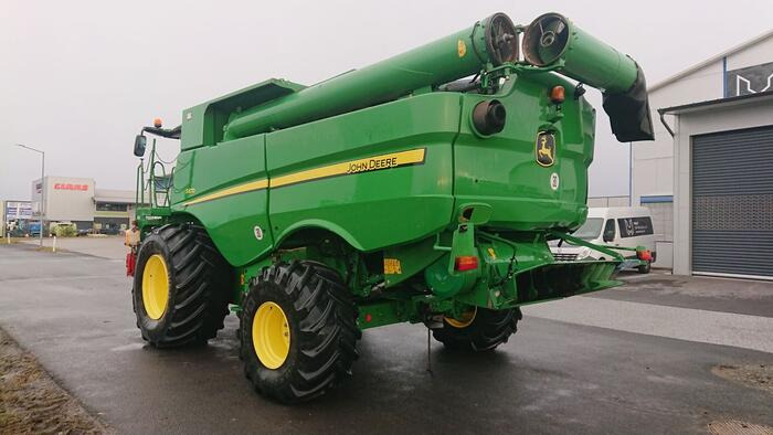John Deere S670 - Pemanen gabungan: gambar 4 John Deere S670 - Pemanen gabungan: gambar 4