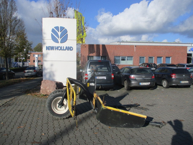 New Holland 300 F Zusatzfahrwerk - Pemanen hijauan: gambar 2 New Holland 300 F Zusatzfahrwerk - Pemanen hijauan: gambar 2