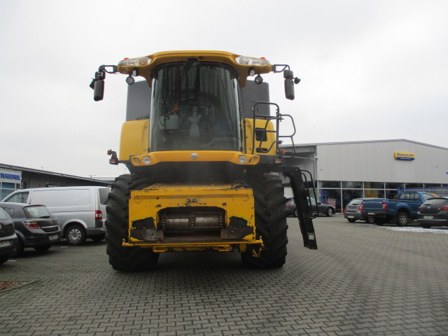 New Holland CR 9060 Elevation - Pemanen gabungan: gambar 1 New Holland CR 9060 Elevation - Pemanen gabungan: gambar 1