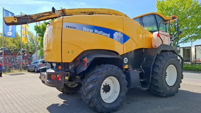 New Holland FR 9060 - Pemanen hijauan: gambar 4 New Holland FR 9060 - Pemanen hijauan: gambar 4