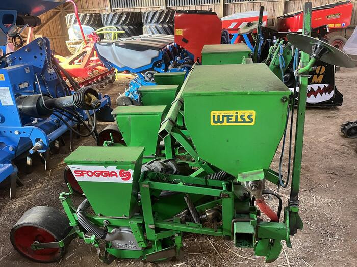 Sfoggia 4 FILE - Bor benih: gambar 4 Sfoggia 4 FILE - Bor benih: gambar 4