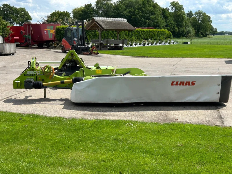 Claas Disco 3500 contour & Claas corto 250 maai combi schijvenmaaier - Mesin pemotong padang rumput: gambar 5 Claas Disco 3500 contour & Claas corto 250 maai combi schijvenmaaier - Mesin pemotong padang rumput: gambar 5