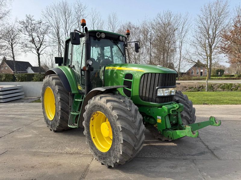 John Deere 6830 autopower 6830 autopose FH + FA - Traktor: gambar 1 John Deere 6830 autopower 6830 autopose FH + FA - Traktor: gambar 1