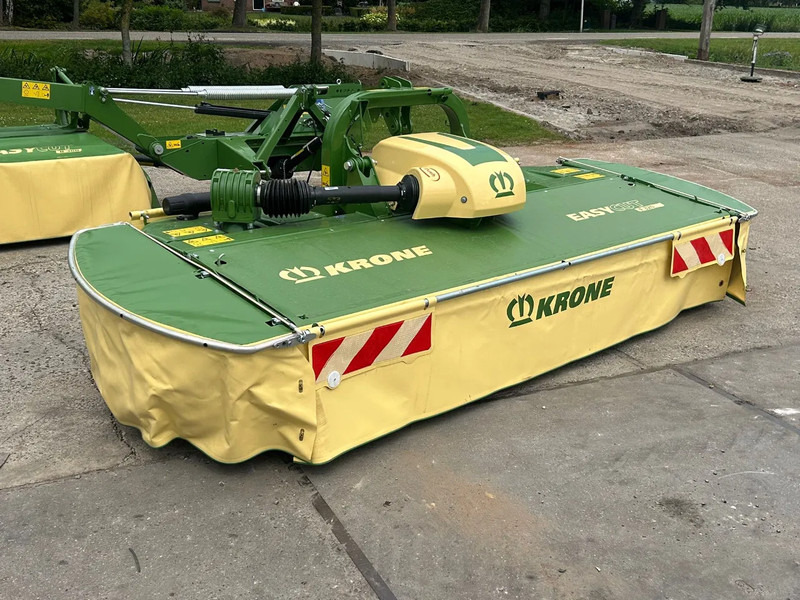 Krone NIEUW! Krone easy cut 320 M Frontmaaier stalvoeren - Mesin pemotong padang rumput: gambar 1 Krone NIEUW! Krone easy cut 320 M Frontmaaier stalvoeren - Mesin pemotong padang rumput: gambar 1