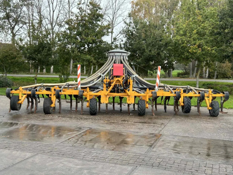 Veenhuis Terraject 300 8.10 Bouwlandbemester Injecteur - Peralatan pertanian: gambar 2 Veenhuis Terraject 300 8.10 Bouwlandbemester Injecteur - Peralatan pertanian: gambar 2