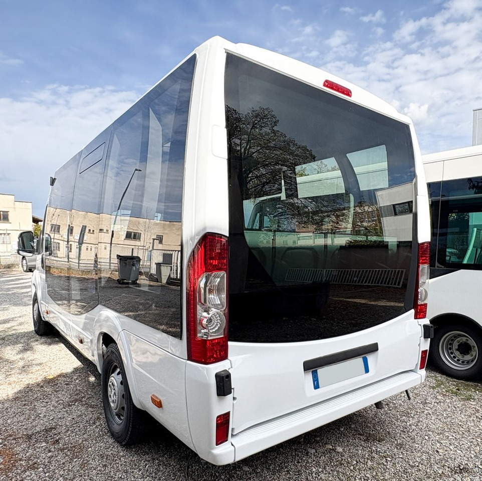 FIAT CITY 21 - Bus kota: gambar 5 FIAT CITY 21 - Bus kota: gambar 5