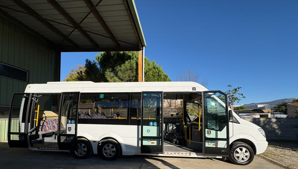 MERCEDES-BENZ MERCEDES SPRINTER CITY 77 - Bus kota: gambar 5 MERCEDES-BENZ MERCEDES SPRINTER CITY 77 - Bus kota: gambar 5