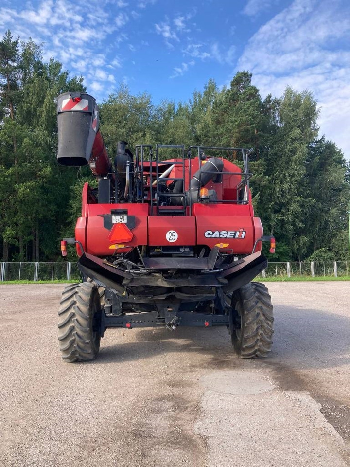 Case IH 7230 - Pemanen gabungan: gambar 4 Case IH 7230 - Pemanen gabungan: gambar 4
